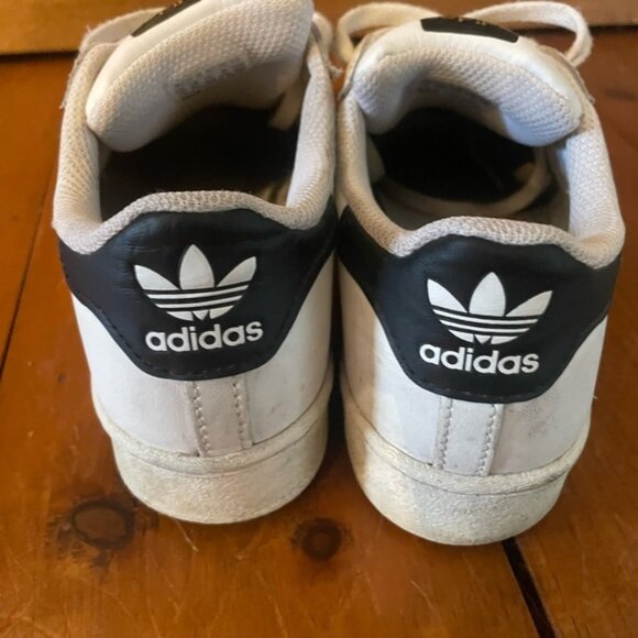 Adidas Originals White Sneakers Running Shoes - Picture 2 of 9